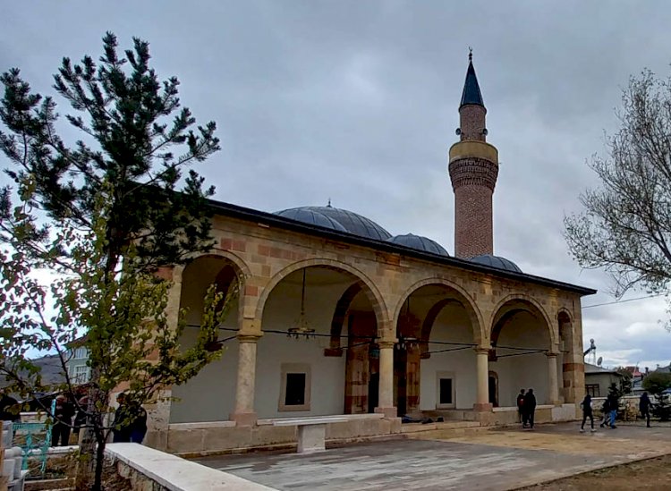 Ferahşat Bey Cami