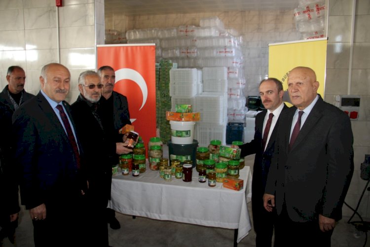 ByTat yöresel ürünler ve turşu fabrikası açıldı