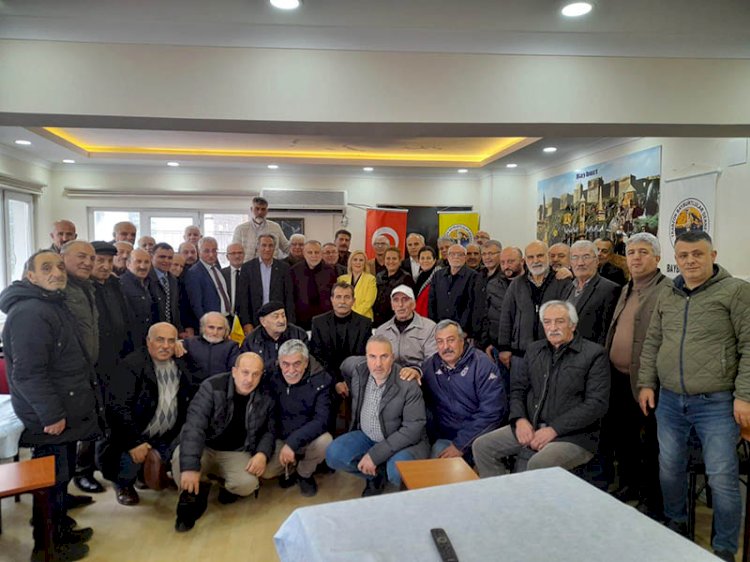 Trabzon Bayburtlular derneği başkanlığına yeniden Sadettin Okay seçildi