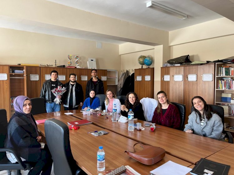 Bayburt Ülkü Ocakları'ndan Rektör Mutlu Türkmen'e Öğretmenler Günü Ziyareti